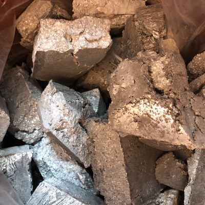 Alüminyum Tin Master Alloy Ingot 3-10% Sn İçeriği ile Taneler Rafine Etmek ve Alüminyum Alloy Özelliklerini Geliştirmek İçin