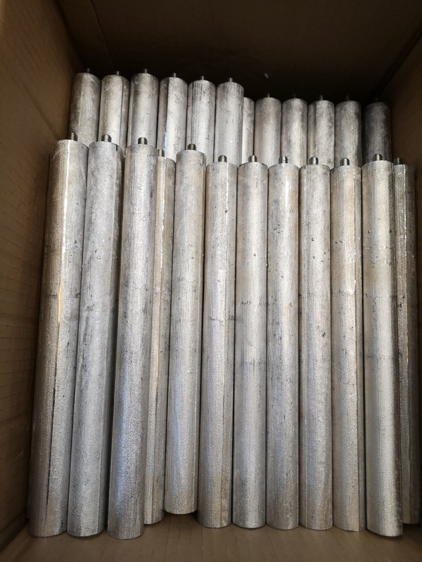 Magnezyum Anot Çubukları dökme Su ısıtıcıları için pürüzsüz yüzey korozyona dayanıklı