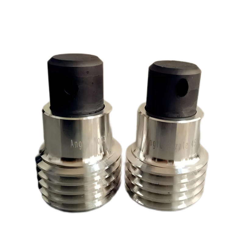 Zor ulaşılabilen yüzey erişimi için 45 derece bükülmüş ucu olan Boron Karbid nozel - 140x4.8mm